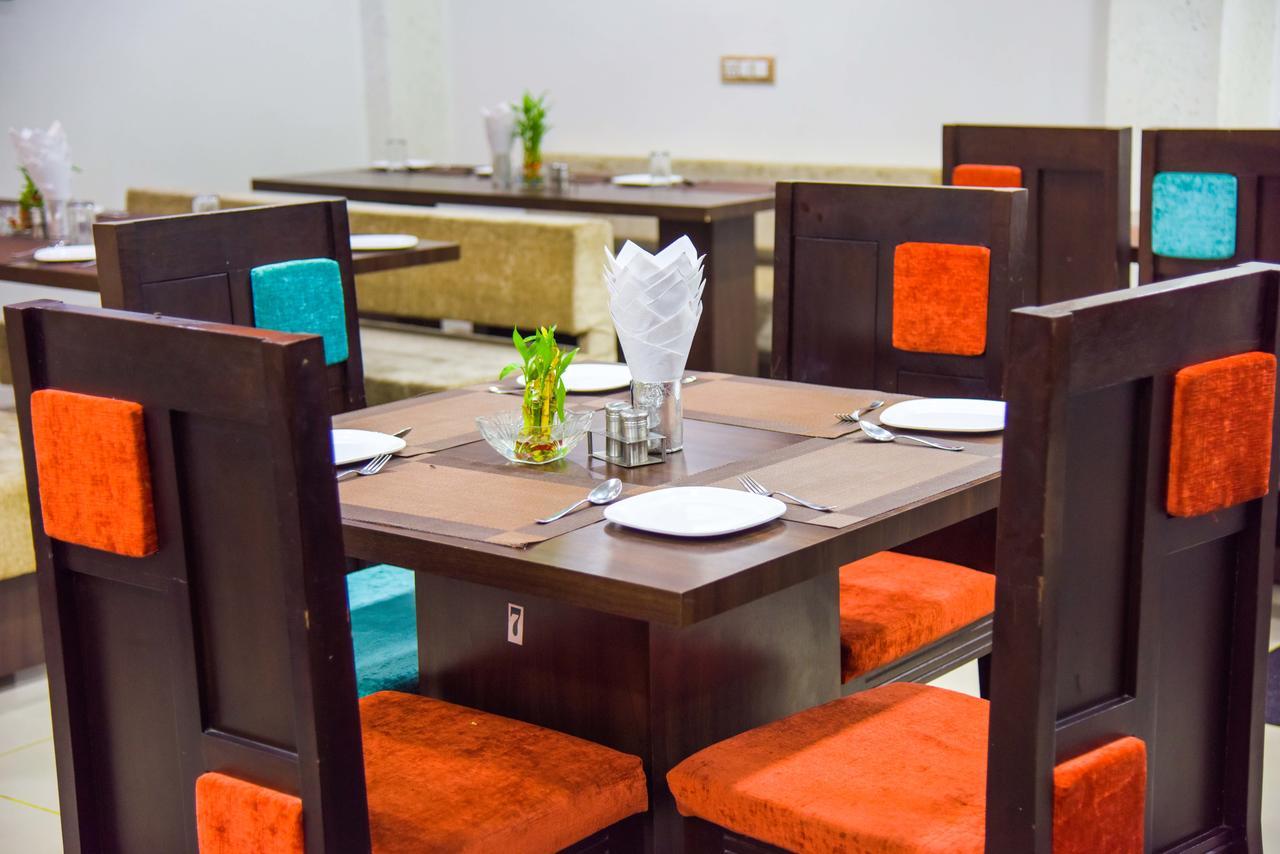 Hotel Tulsi Residency Bhuj Exterior foto