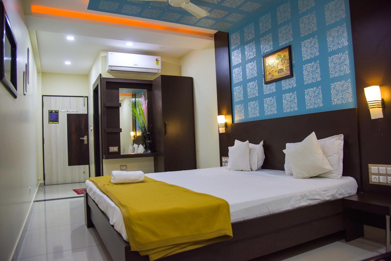 Hotel Tulsi Residency Bhuj Exterior foto