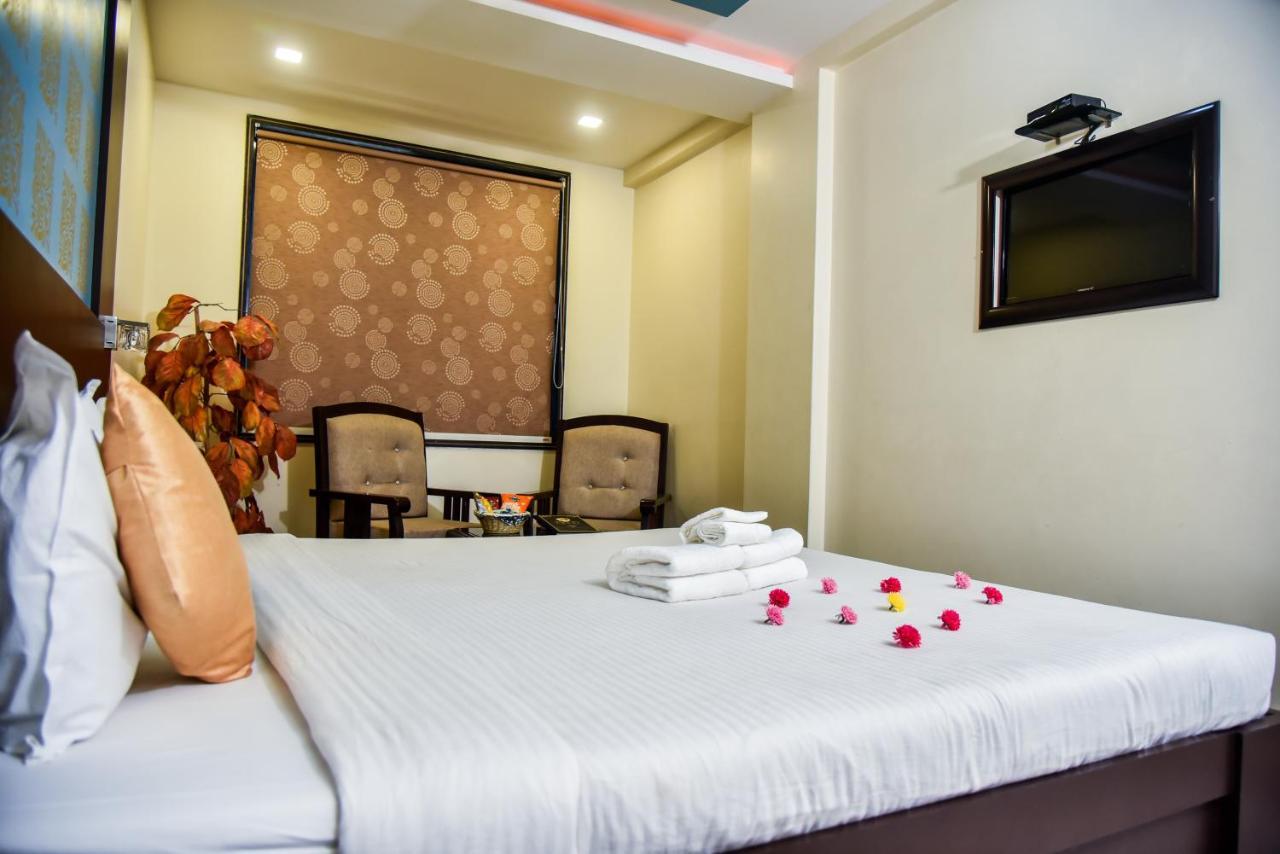 Hotel Tulsi Residency Bhuj Exterior foto